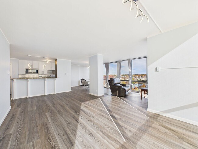 Foto del edificio - 3100 E Cherry Creek S Dr