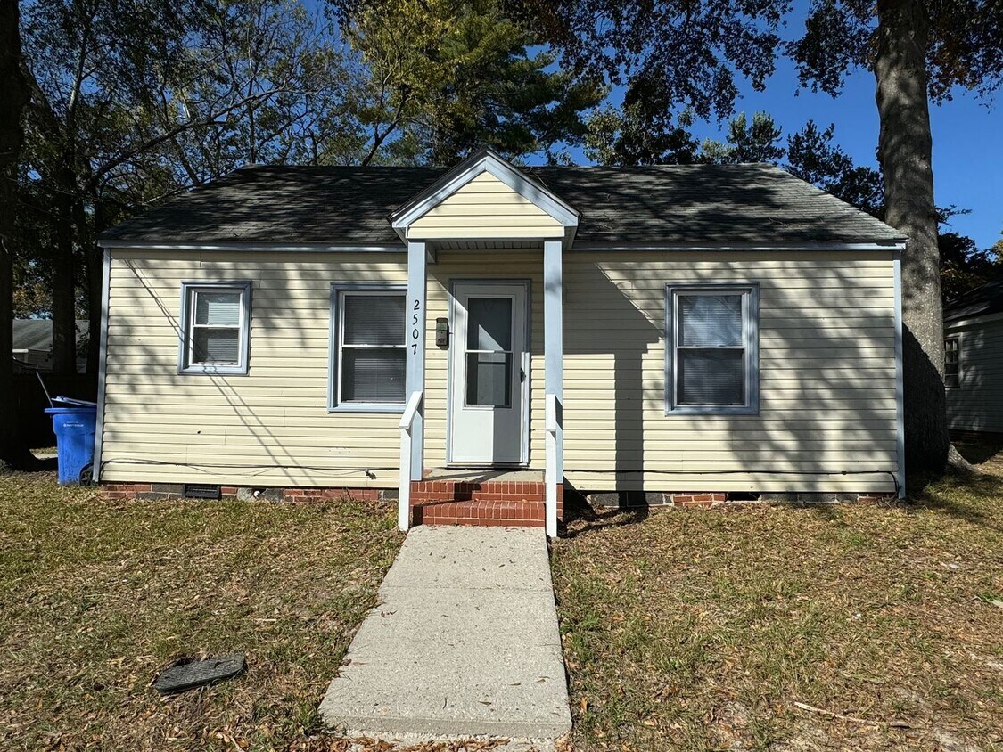 2507 Caldwell St, Fayetteville, NC 28301 House Rental in Fayetteville