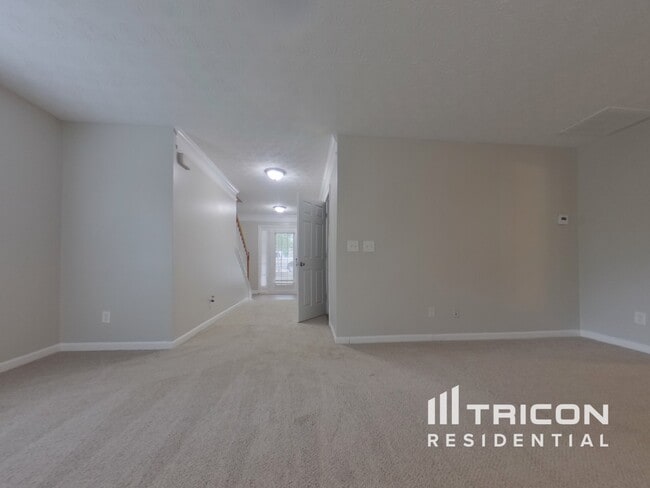Building Photo - 207 Arbor Creek Dr