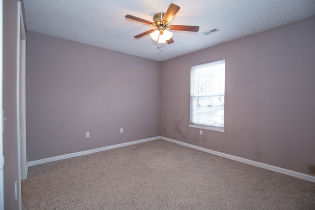 Building Photo - 110 Colonial Club Dr