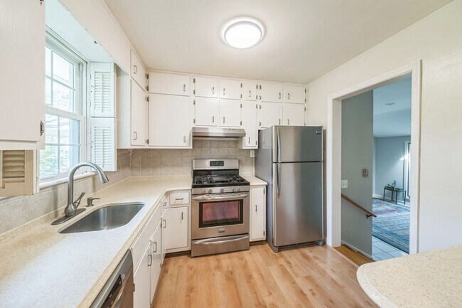 Foto del edificio - Updated 3BR/2BA Home on Quiet Cul-de-Sac |...