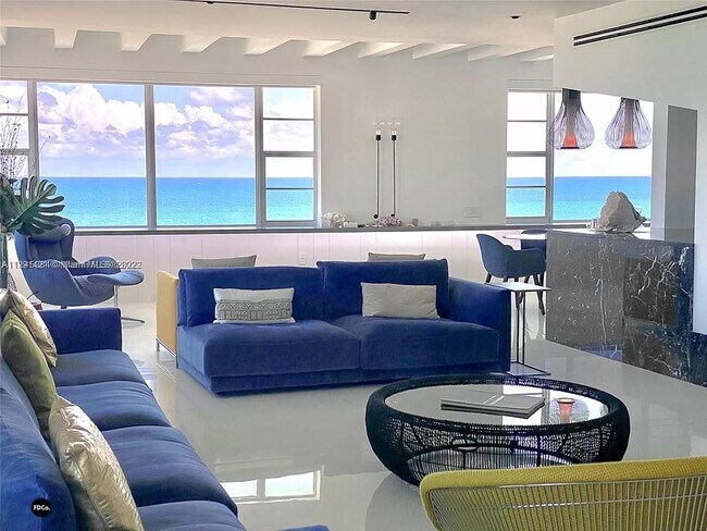 Foto del edificio - 5255 Collins Ave