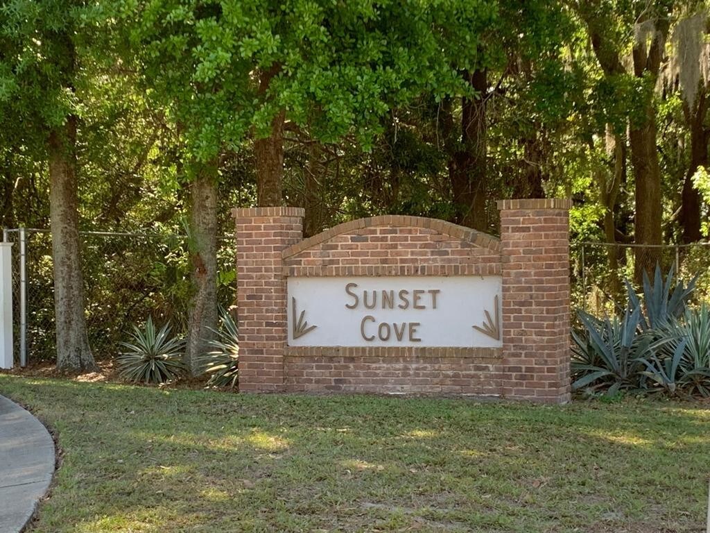 Primary Photo - 821 Sunset Cove Dr.