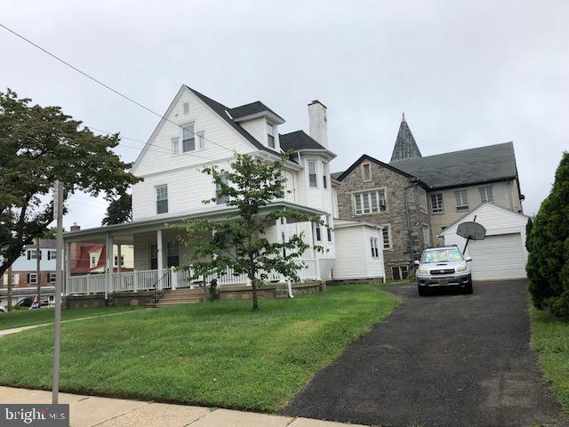 Building Photo - 7950 Burholme Ave