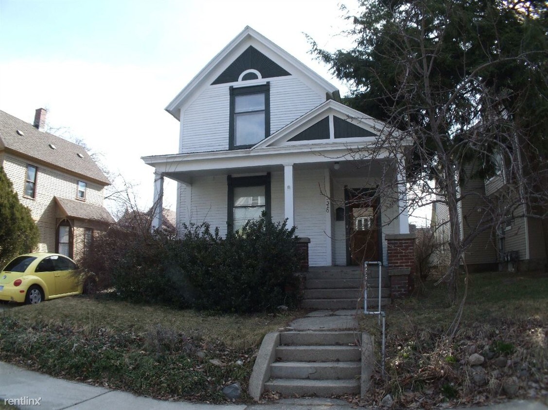 Primary Photo - 4 br, 2 bath House - 320 Hollister Ave SE