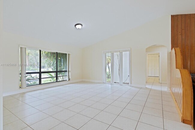 Foto del edificio - 7860 SW 173rd Terrace