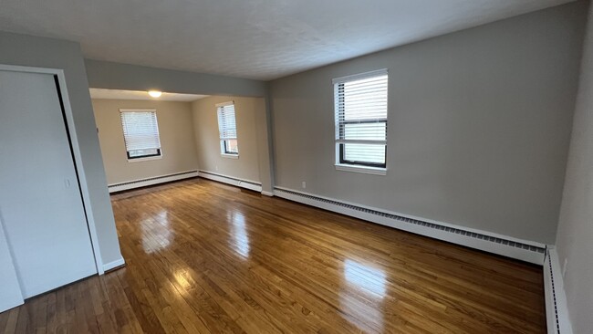 Living/Dining Room- 36 Lockwood Terrace - West Hartford Portfolio