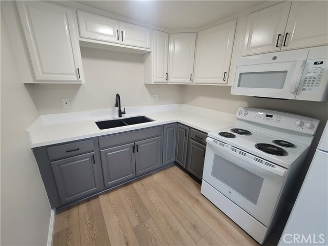 Foto del edificio - 11170 Richmont Rd