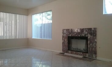 Building Photo - 8021 Eppick Ct