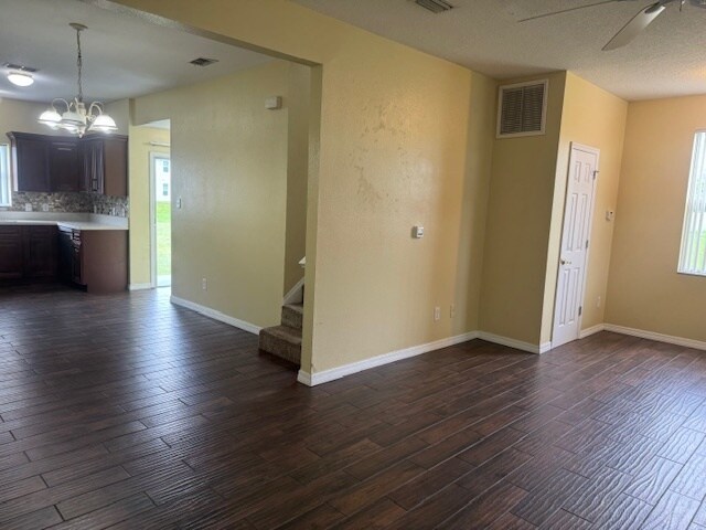 Building Photo - 201 Watts Ln