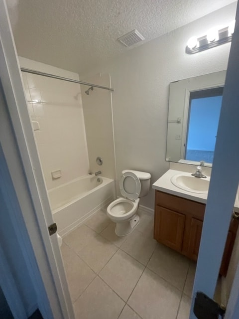Building Photo - 585 Cresting Oak Cir