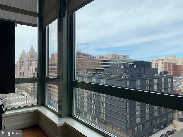 Foto del edificio - 1150 K St NW