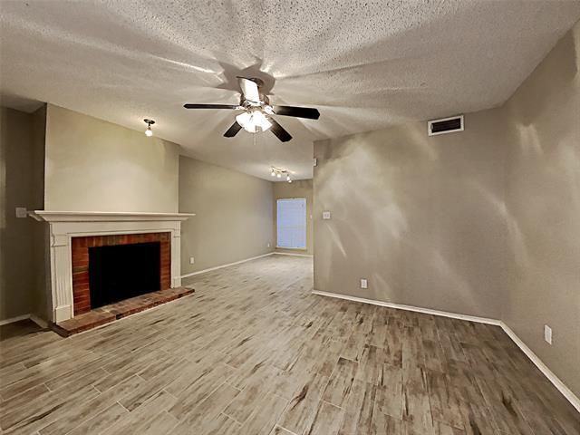 Building Photo - 12660 Hillcrest Rd
