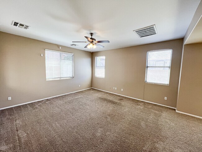 Foto del edificio - 7016 S 7th Ln
