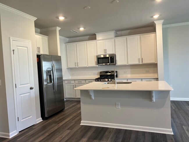 Building Photo - 119 Aster Bloom Ln