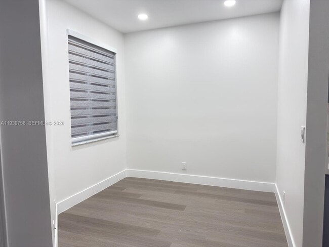 Building Photo - 12618 NW 56th Dr