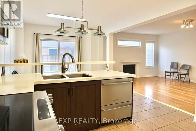 Photo du bâtiment - 108 Norwood Ave