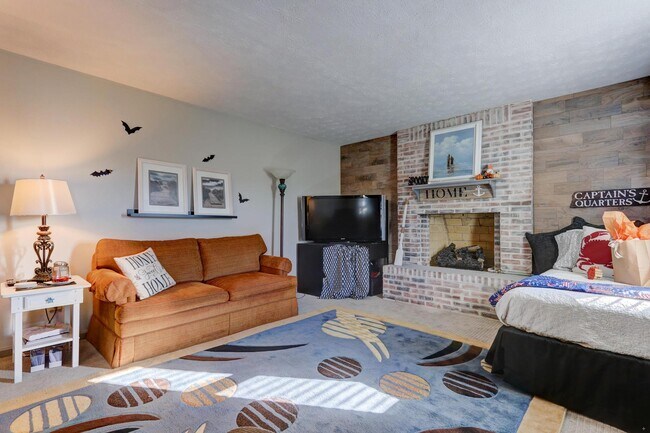 Foto del edificio - 2402 Buttermilk Rd W
