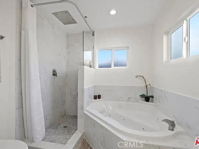 Foto del edificio - 5718 Linden Ave