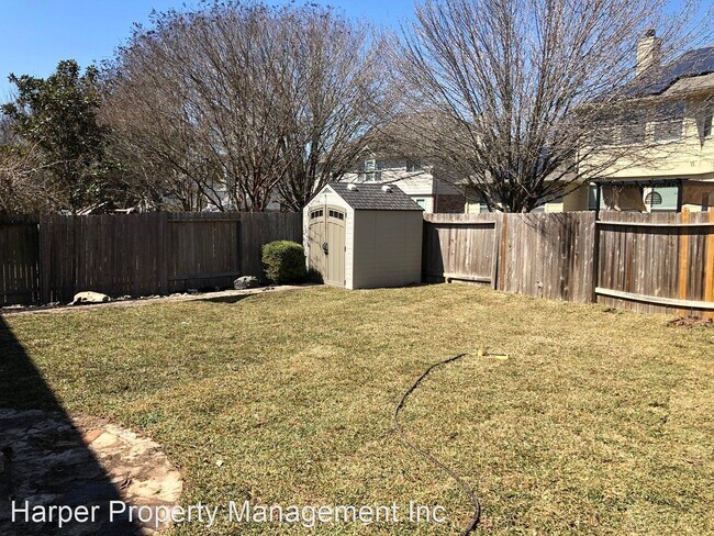 Building Photo - 4 br, 3 bath House - 557 Thurber Dr
