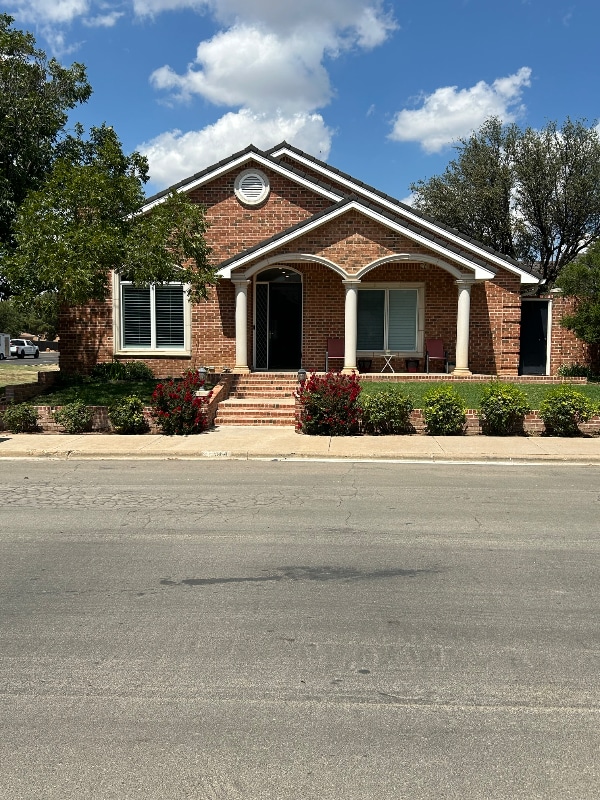 Primary Photo - 5114 94th St