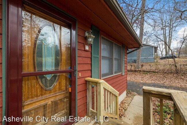 Building Photo - 3 br, 2 bath House - 7 E. Ardmore Street