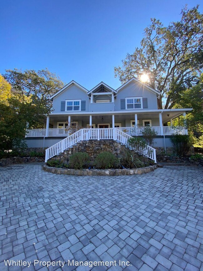 Foto del edificio - 3 br, 3.5 bath House - 1353 Edgewood Road