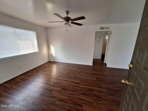 Building Photo - 2029 N Hunt Cir