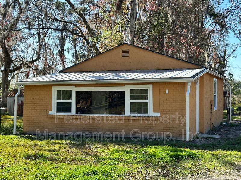 Primary Photo - 3952 Bessent Rd