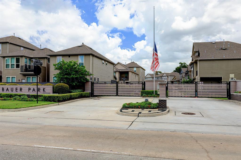 Primary Photo - 2114 Bauer Park Dr