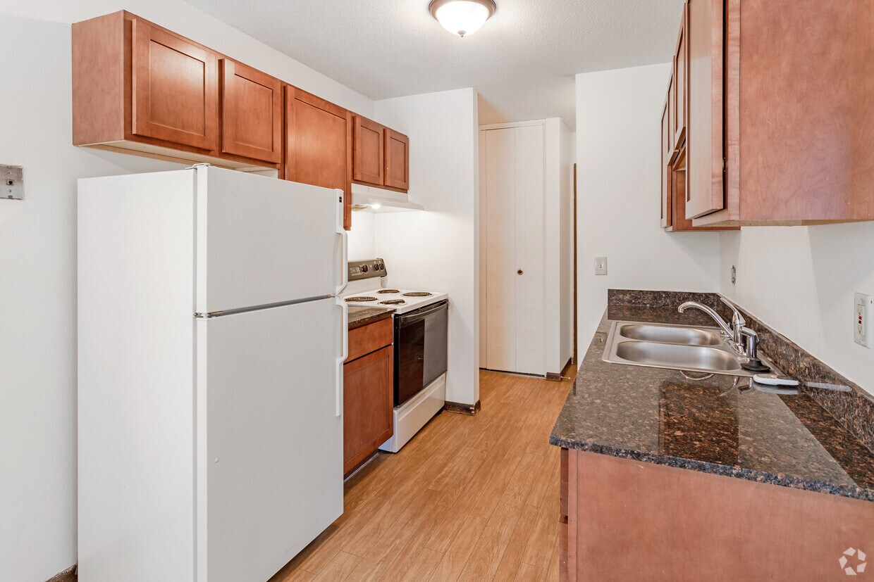 Eastside 1276 Apartments 1276 Wilson Ave Saint Paul, MN