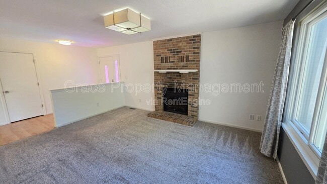 Building Photo - 11748 Fillmore Pl