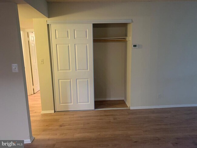Foto del edificio - 7700 Tremayne Pl