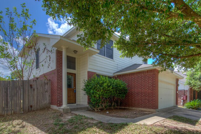 Foto del edificio - Very clean 4 BR 2.5 Bath