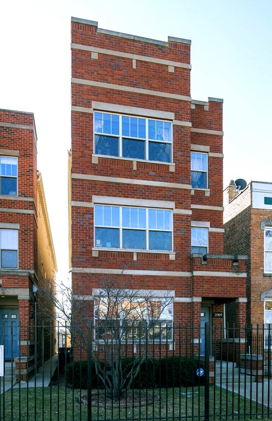 Building Photo - 2909 Fulton W St