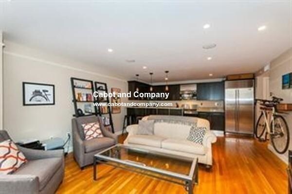 Foto del edificio - 294 Newbury St