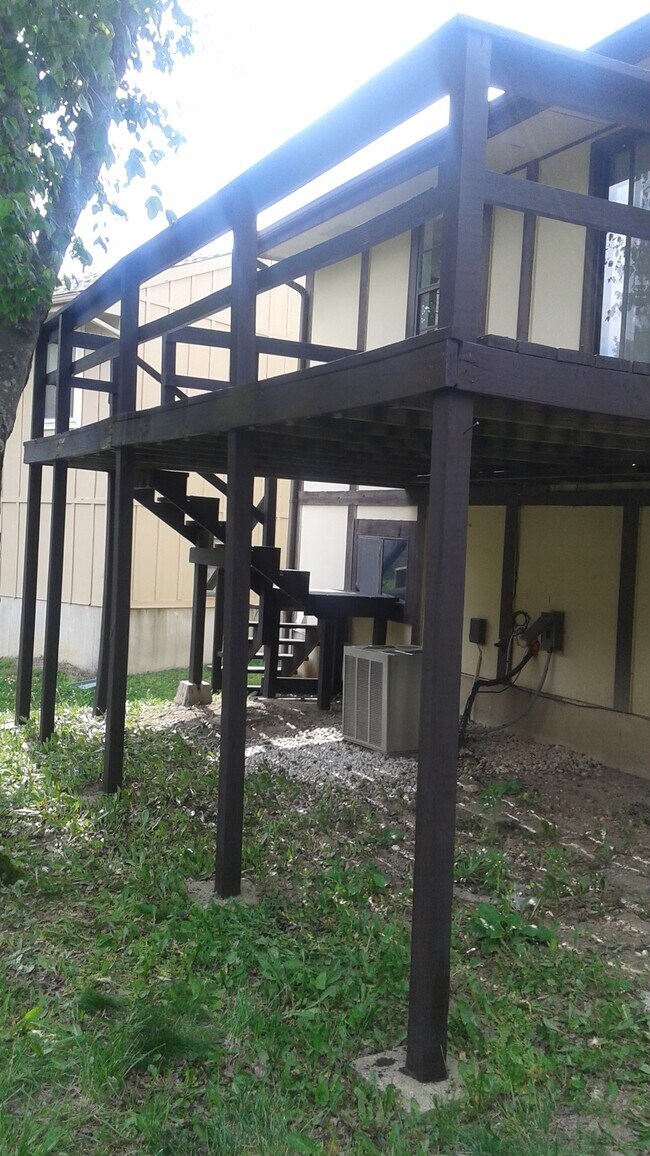 Foto del edificio - 14107 Merrywood Cir
