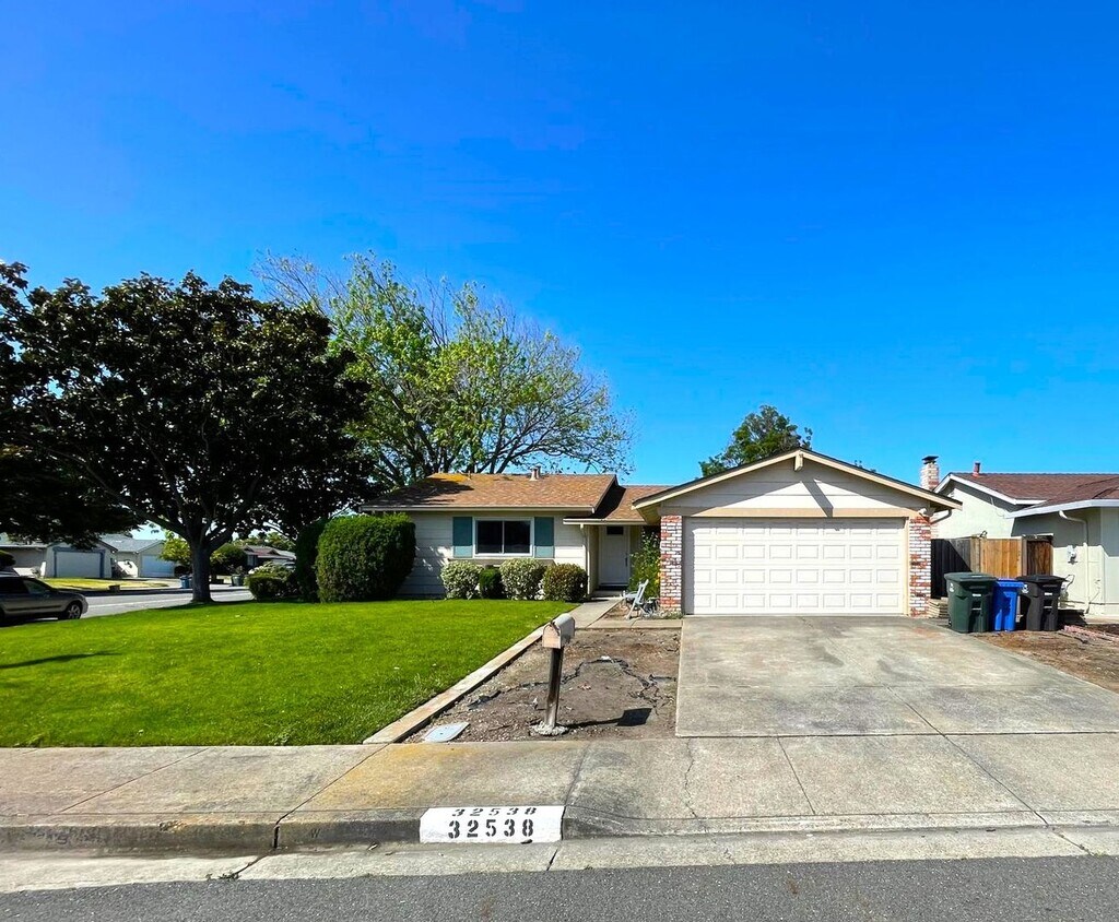 Primary Photo - 32538 Shiela Way, Union City, CA 94587