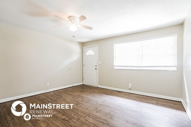 Foto del edificio - 8502 Crystal Ave