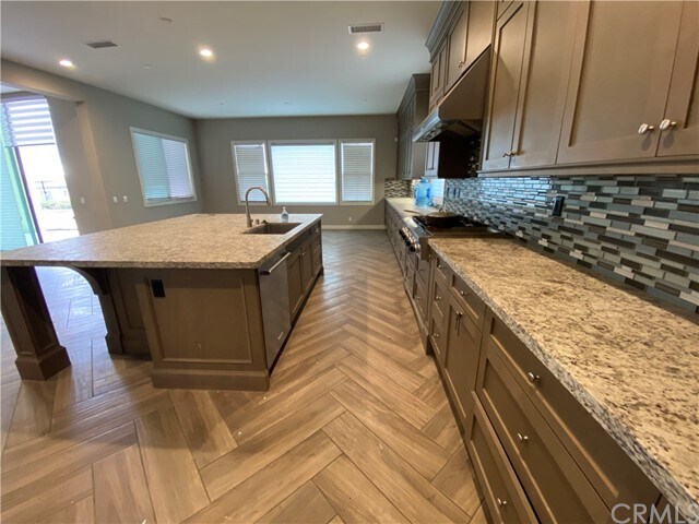 Building Photo - 4137 Duke Dr