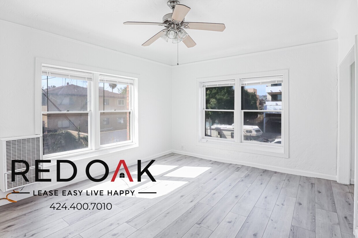 Primary Photo - Bright & Sunny Completely Remodeled Two Be...