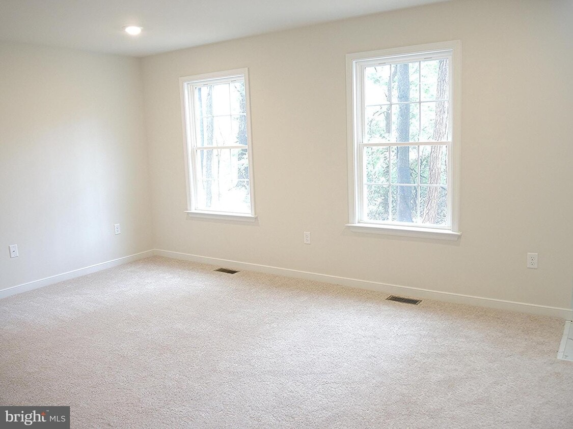 2347 Middle Rd, Winchester, VA 22601 House Rental in Winchester, VA