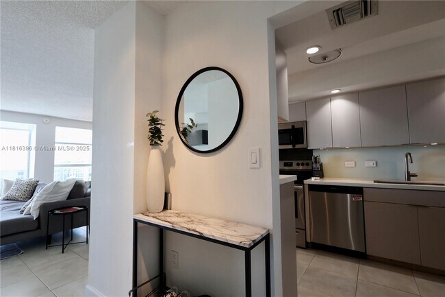 Foto del edificio - 20505 E Country Club Dr