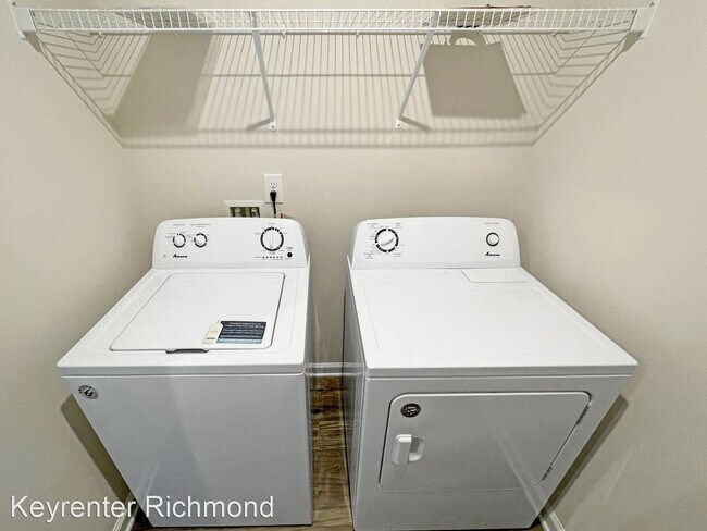 Foto del edificio - 3 br, 2.5 bath House - 11213 Winding Brook...