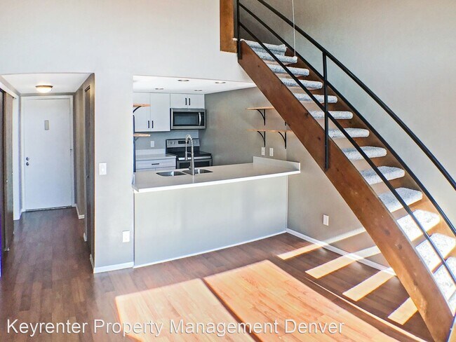 Building Photo - 2 br, 1 bath House - 14150 E Temple Drive ...