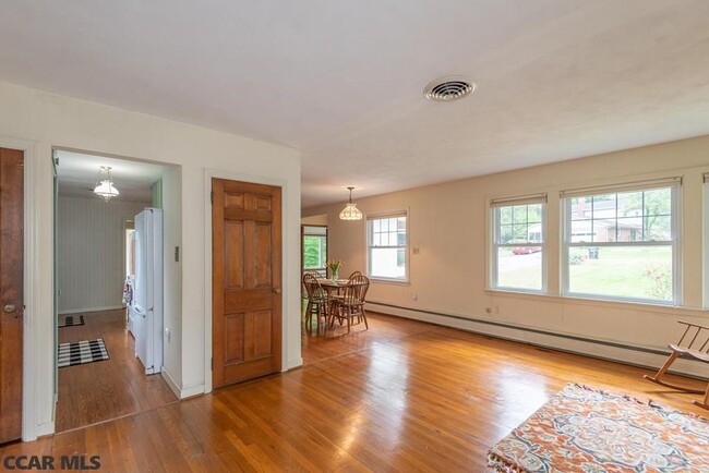 Living Room/Dining Room - 537 Kemmerer Rd