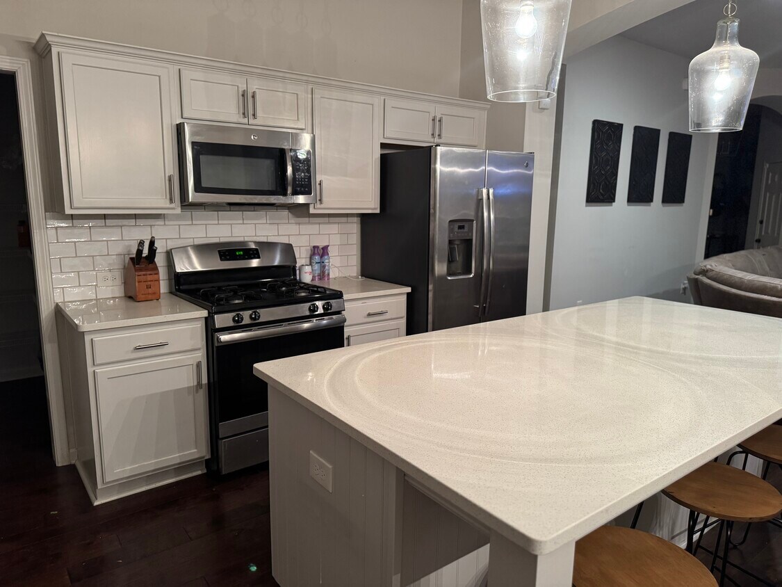 Foto del edificio - 1028 Russborough Ct