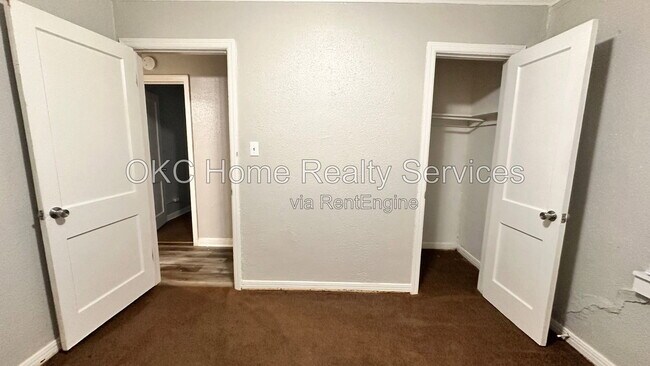 Foto del edificio - 2048 NE 18th St