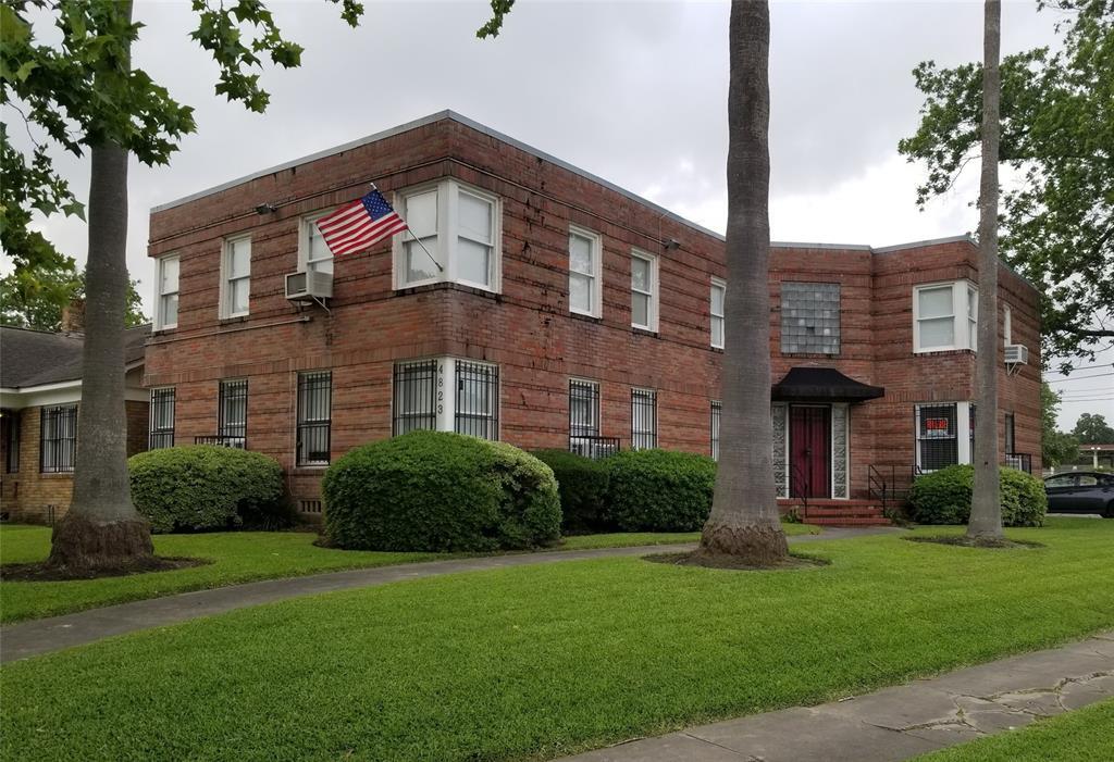 Primary Photo - 4821 Rusk St