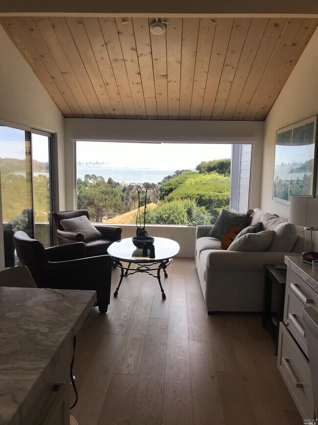 90 Lyford Dr Unit 7, Tiburon, CA 94920 Condo for Rent in Tiburon, CA